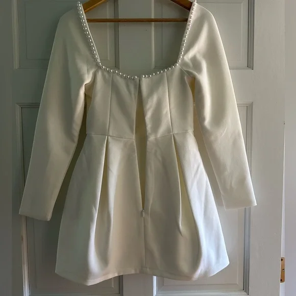 After party wedding dress or Bach weekend dress! - Picture 2 of 4